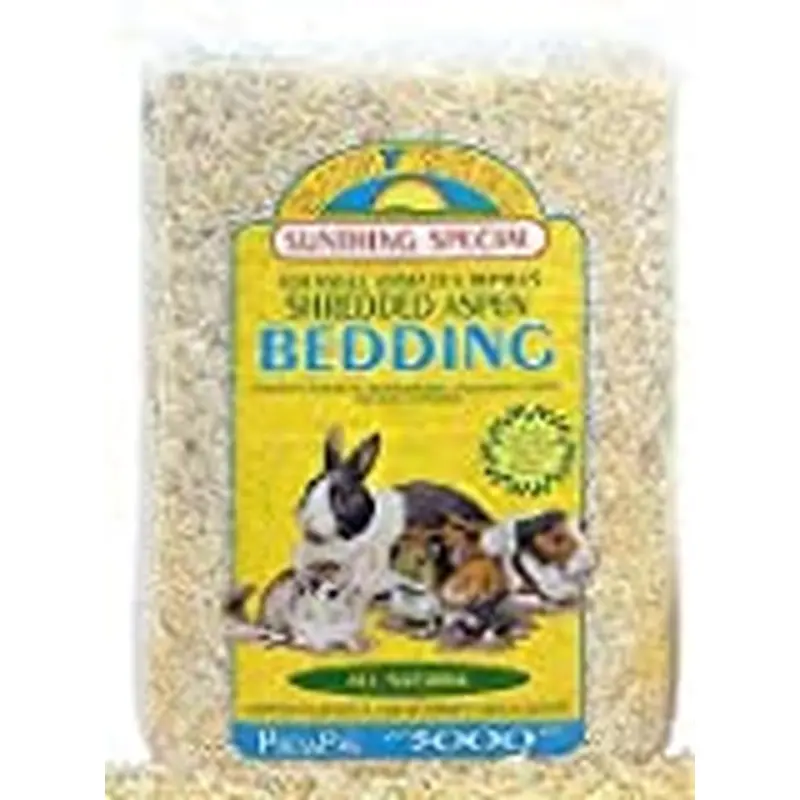 Sunseed Shredded Aspen Bedding for Small Animals & Reptiles 2500 Cubic Inch